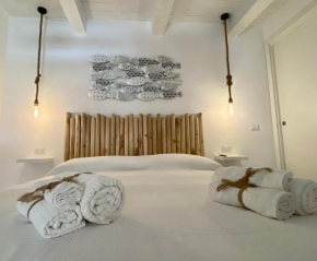 La Maschera Apartments